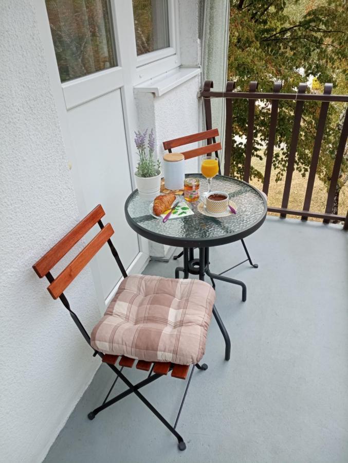 Sunray Studio Apartment Zagreb Bagian luar foto